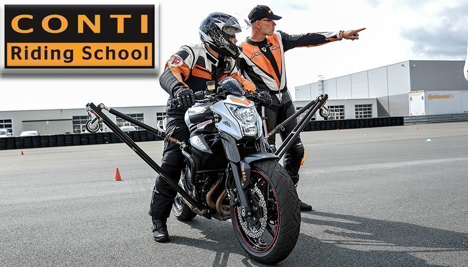 ContiRidingSchool_2017_002_940x537px_72dpi.jpg